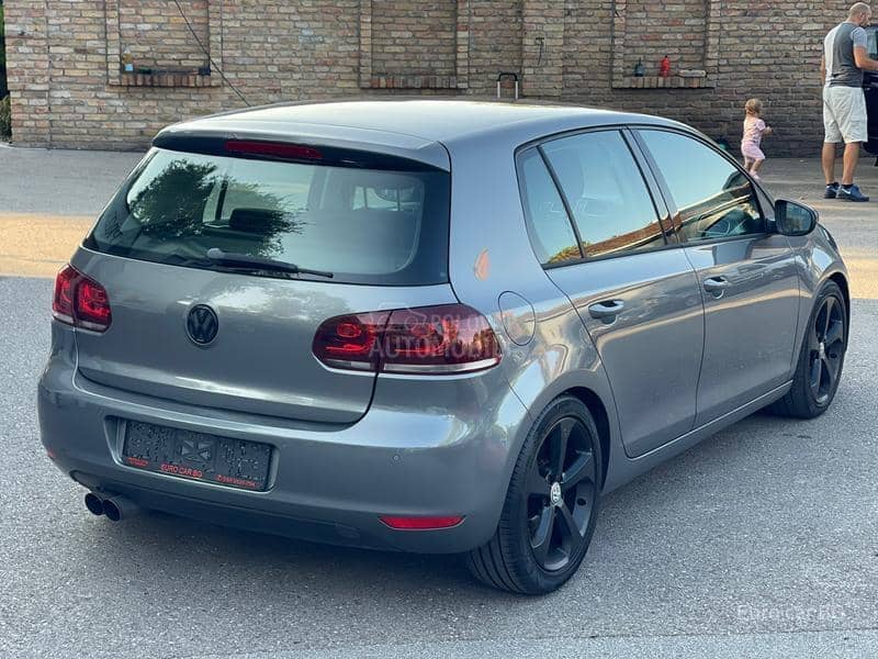 Volkswagen Golf 6 HIGHLINE N A V I