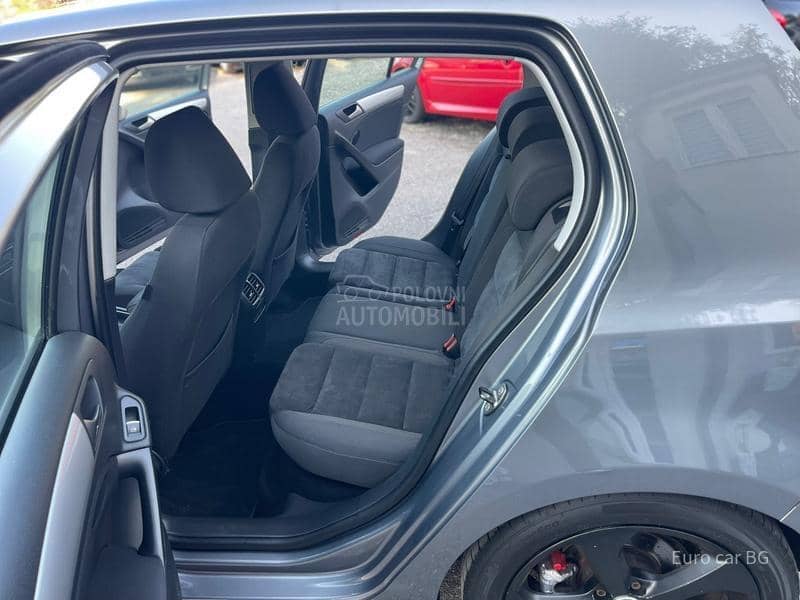 Volkswagen Golf 6 HIGHLINE N A V I