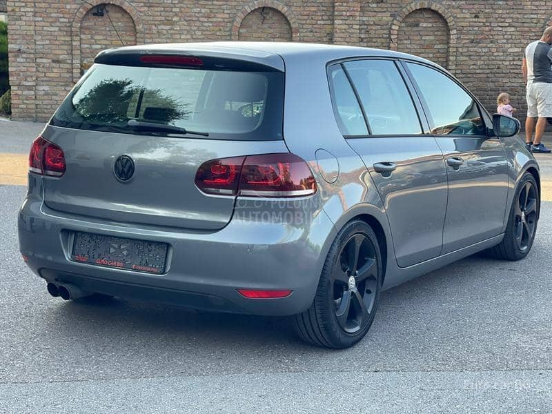 Volkswagen Golf 6 HIGHLINE N A V I