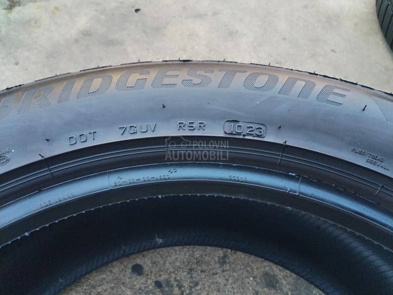 Bridgestone 255/50 R20 Zimska