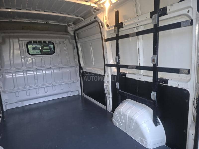 Peugeot Boxer L2H2 Švajcarska