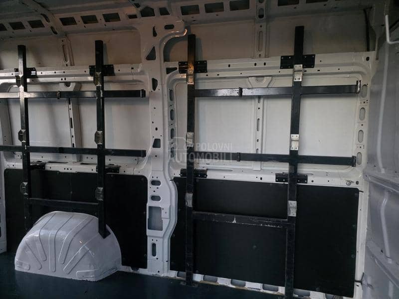 Peugeot Boxer L2H2 Švajcarska