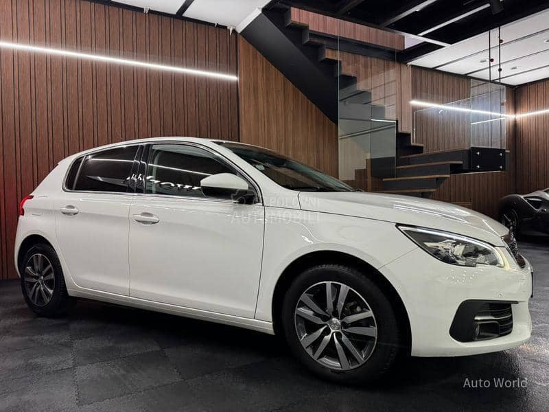 Peugeot 308 Allure/Aut/Kam/Nav
