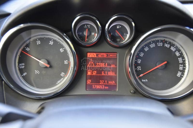 Opel Astra J ENJOU 4DR B16DTH