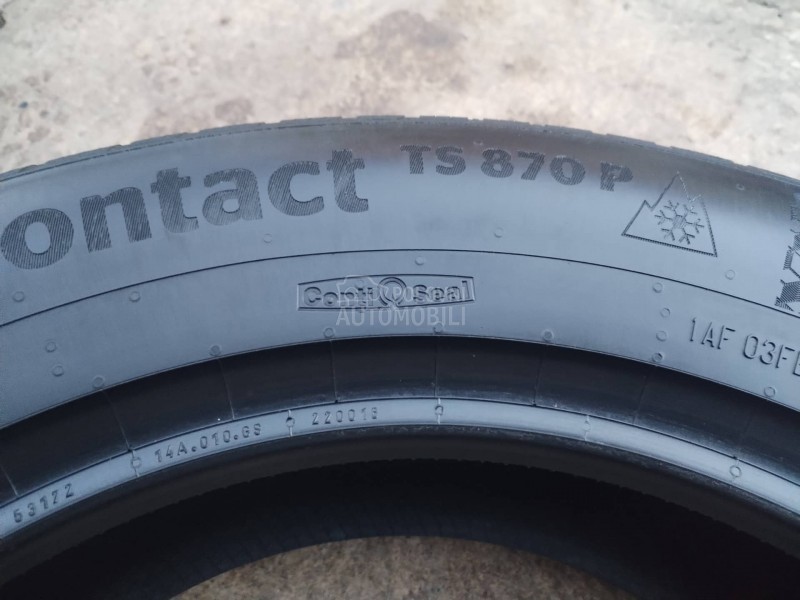 Continental 215/65 R17 Zimska