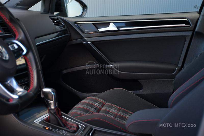 Volkswagen Golf 7 GTI Performance DSG
