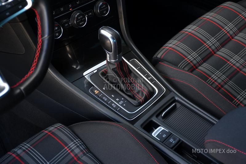 Volkswagen Golf 7 GTI Performance DSG