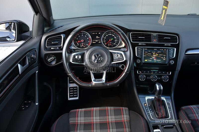 Volkswagen Golf 7 GTI Performance DSG