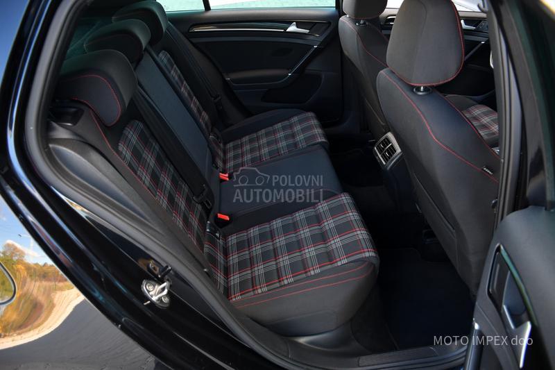 Volkswagen Golf 7 GTI Performance DSG