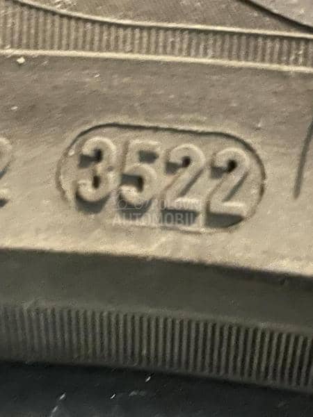 Pirelli 235/55 R18 Zimska