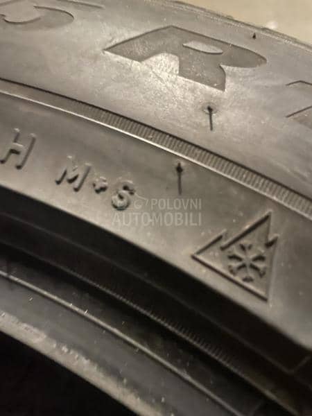 Pirelli 235/55 R18 Zimska