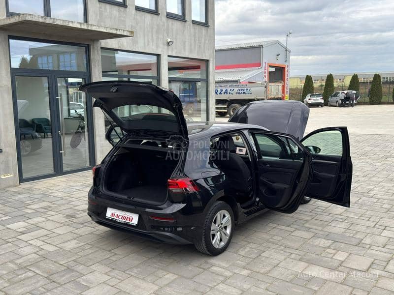 Volkswagen Golf 8 2.0 150 // Virtual