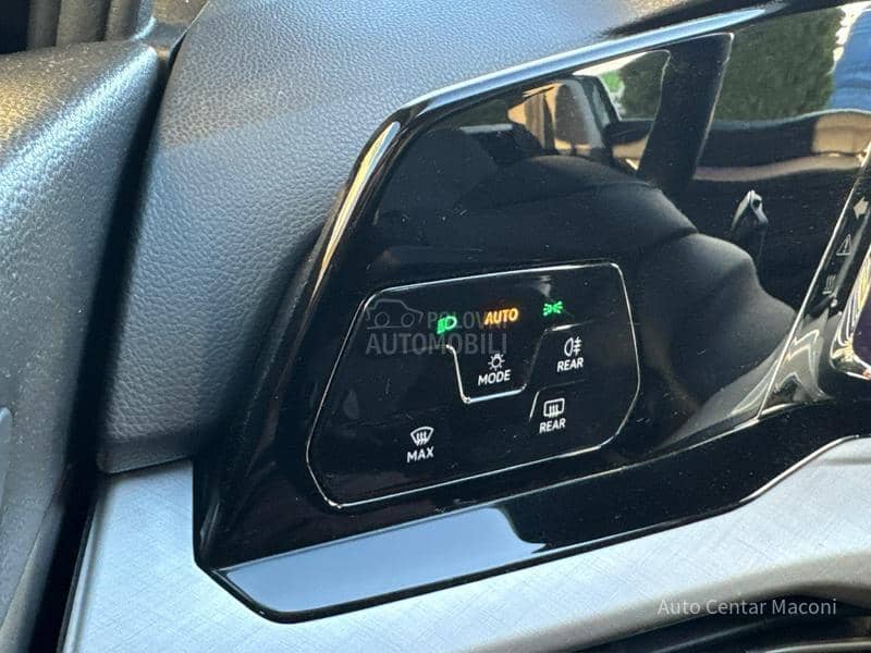 Volkswagen Golf 8 2.0 150 // Virtual