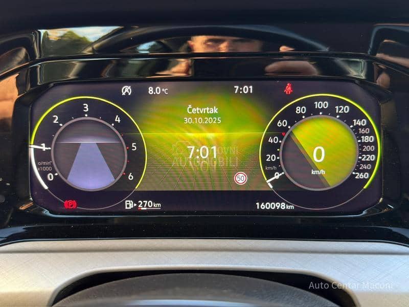 Volkswagen Golf 8 2.0 150 // Virtual