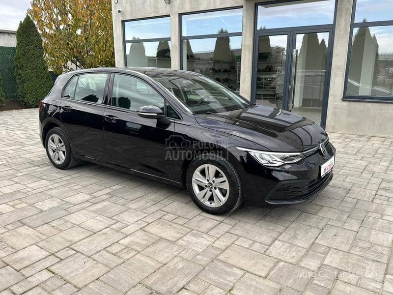 Volkswagen Golf 8 2.0 150 // Virtual