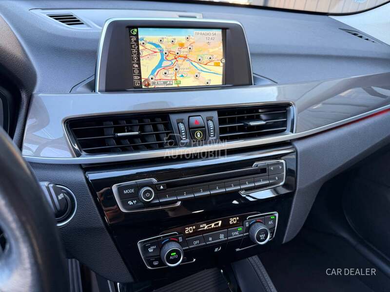 BMW X1 18d/x-line/AUT