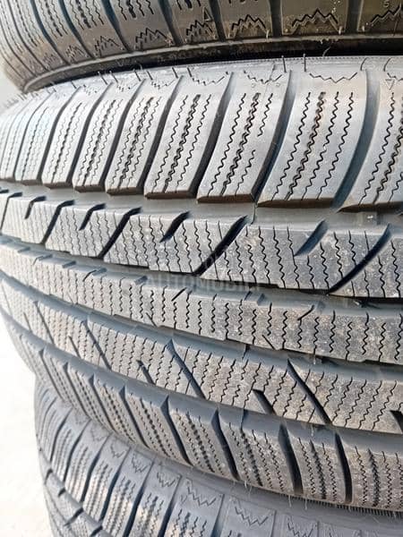 Zeetex 205/60 R16 Zimska