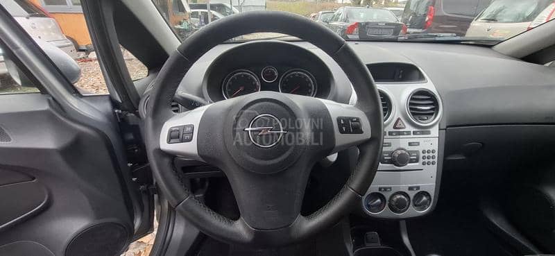 Opel Corsa D 1.2   PPLLIINN