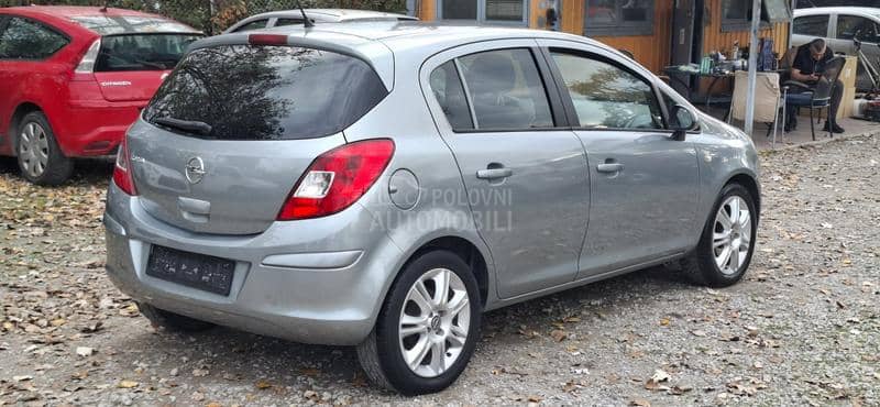 Opel Corsa D 1.2   PPLLIINN