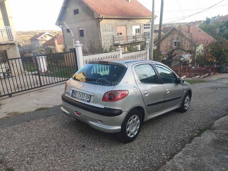 Peugeot 206 1.4 HDI Peugeot 206 1.4 HDI