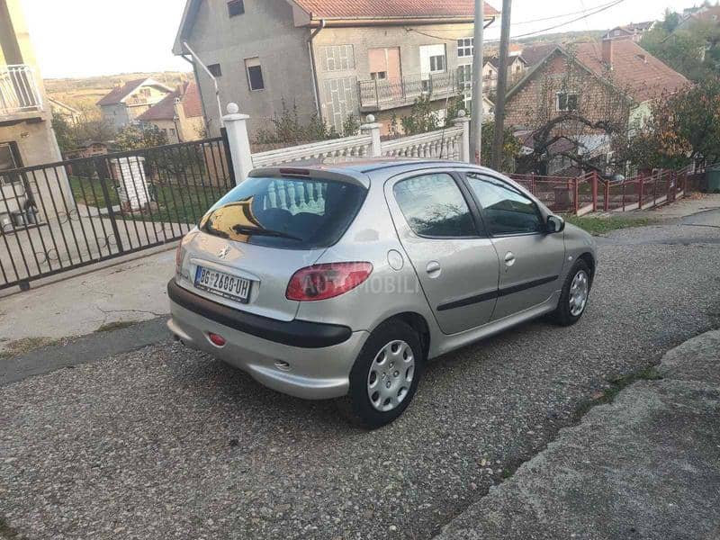 Peugeot 206 1.4 HDI Peugeot 206 1.4 HDI