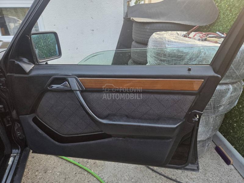 Mercedes Benz W124 E klasa