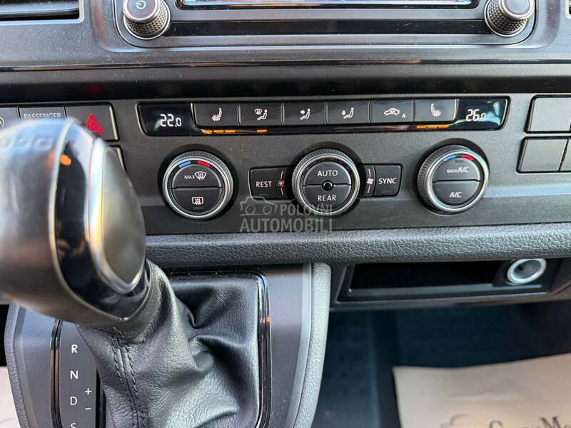 Volkswagen Multivan 9 mesta DSG