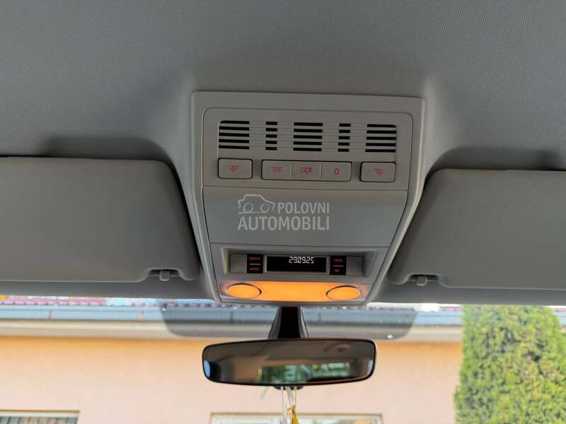 Volkswagen Multivan 9 mesta DSG