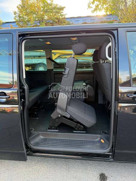 Volkswagen Multivan 9 mesta DSG