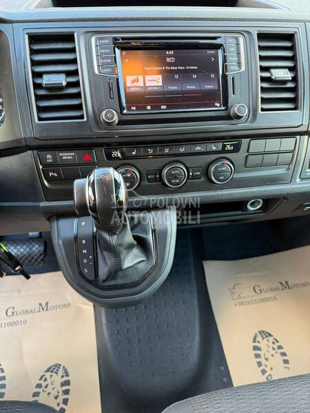 Volkswagen Multivan 9 mesta DSG