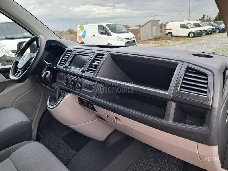 Volkswagen Transporter T6 2.0 TDI/DSG//9 SEDI