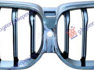 PVC MASKA SREBRNA (HROM OKVIR) za BMW Serija 6 od 2020. do 2025. god.