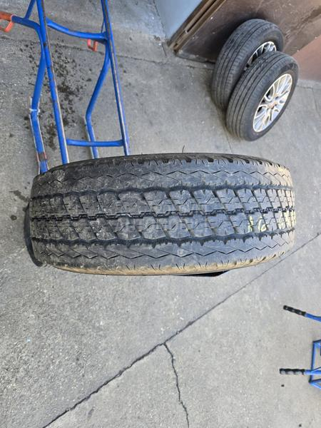 Bridgestone 235/65 R16 Letnja