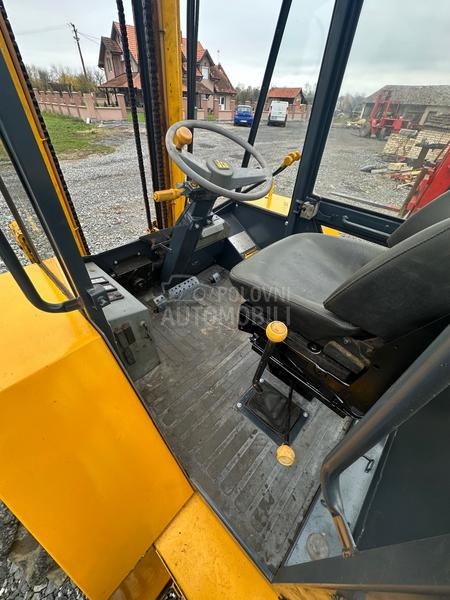 JCB 926