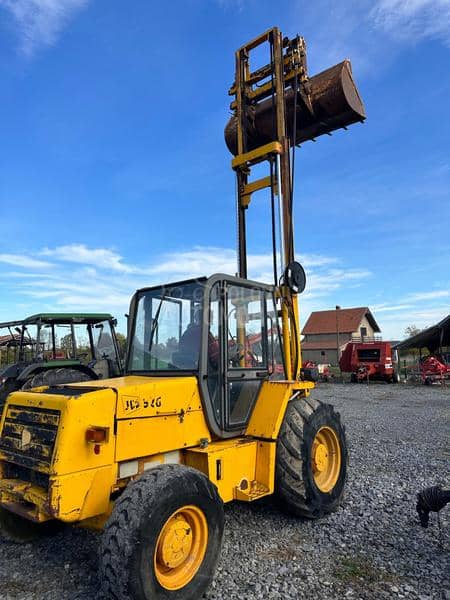 JCB 926