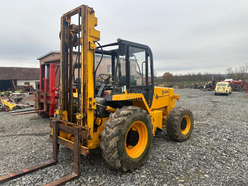 JCB 926