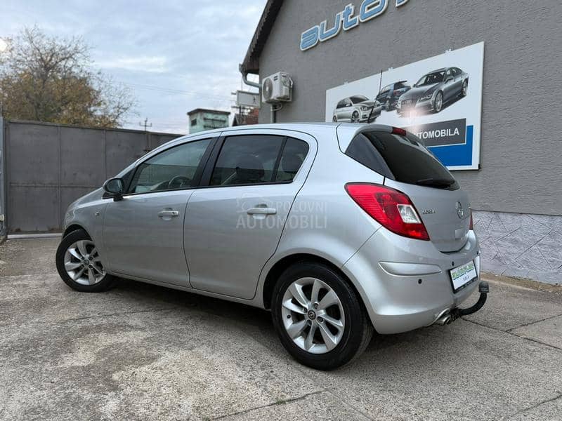 Opel Corsa D 1.3cdti COSMO