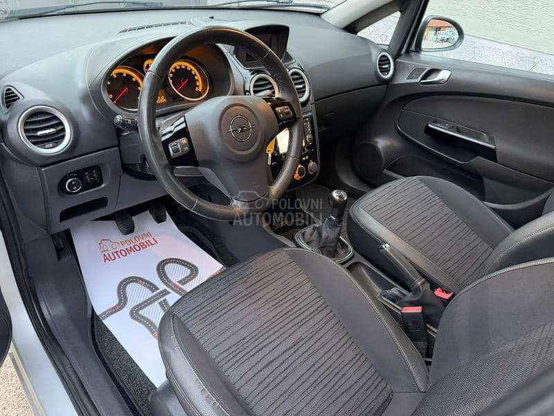 Opel Corsa D 1.3cdti COSMO