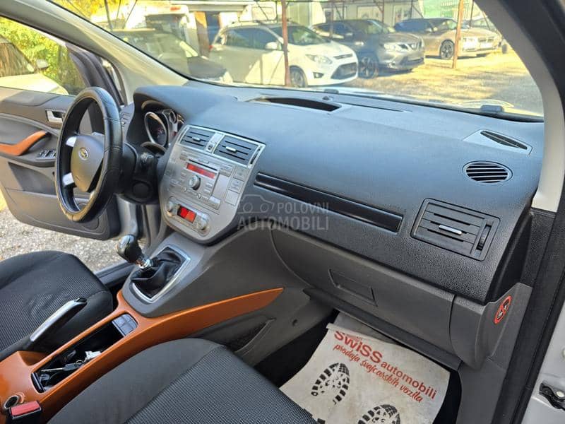 Ford Kuga 2,0d Titanium