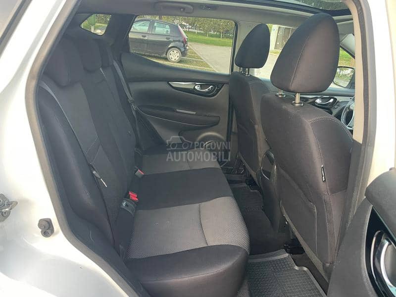 Nissan Qashqai 1.6 DCI XENON PANO