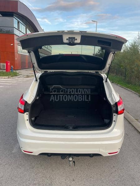 Nissan Qashqai 1.6 DCI XENON PANO