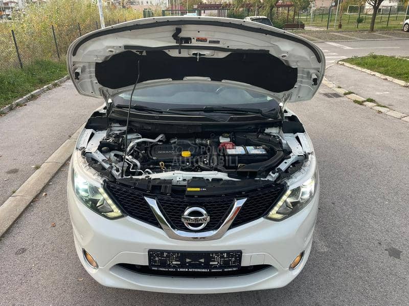Nissan Qashqai 1.6 DCI XENON PANO