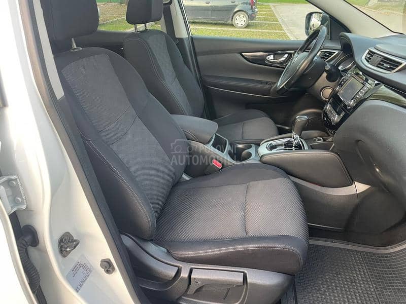 Nissan Qashqai 1.6 DCI XENON PANO