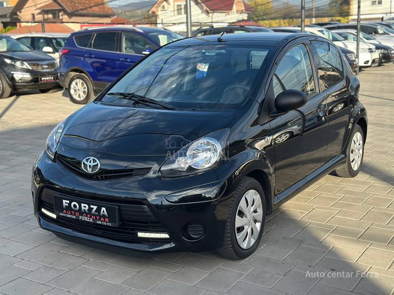 Toyota Aygo 118 000 k m