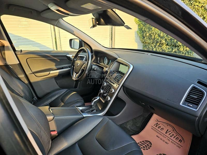 Volvo XC60 2.0 D4 Summum