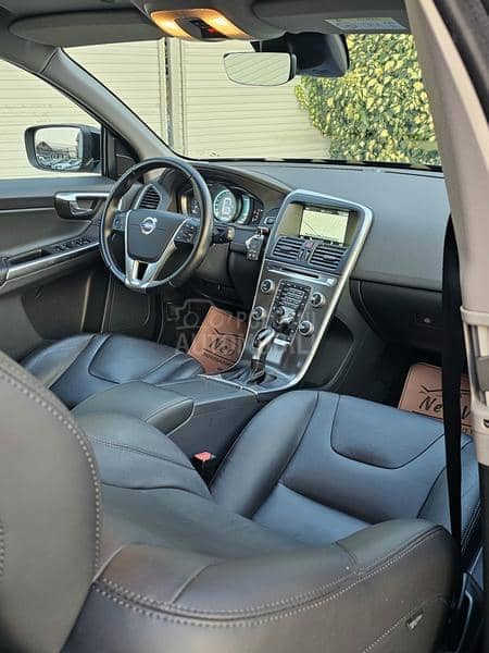 Volvo XC60 2.0 D4 Summum