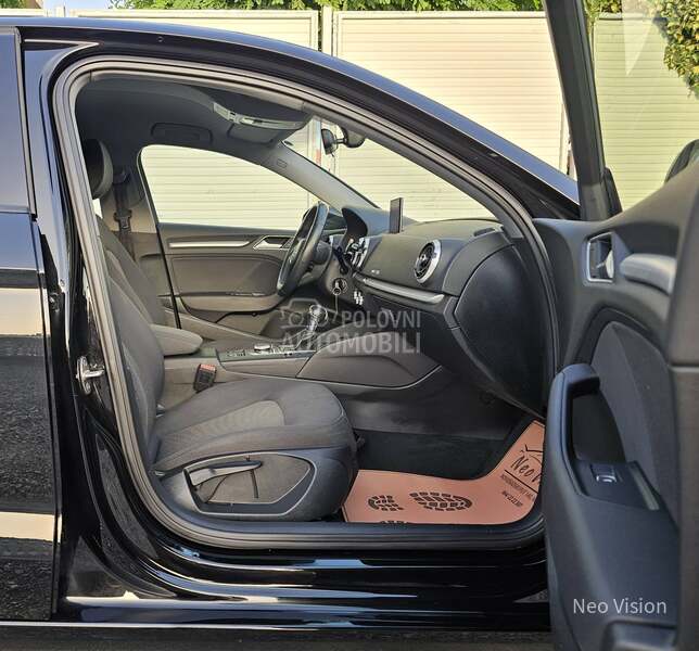 Audi A3 1.6 TDI S Tronic