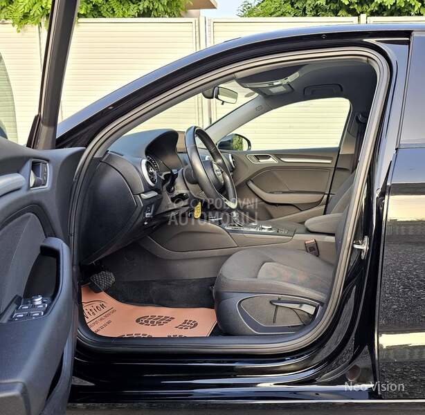 Audi A3 1.6 TDI S Tronic