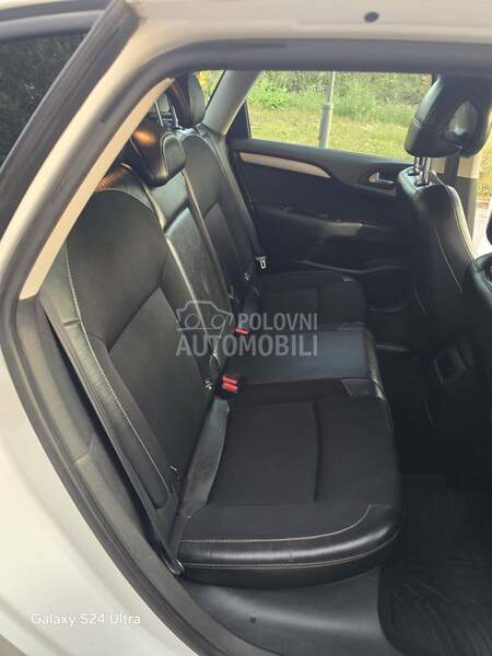 Citroen C4 TOTALNI FUL