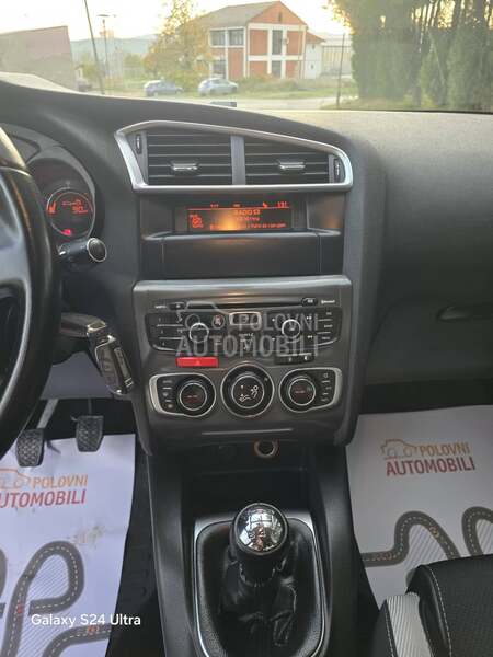 Citroen C4 TOTALNI FUL